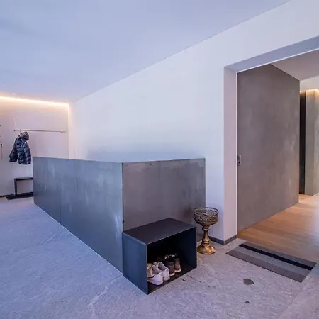 Three-bedroom Luxury Up To 6 Guests- If You Want To Book, Please Contact On Wh-ats-app - 0034-635-520-036 !!!! Apartment *