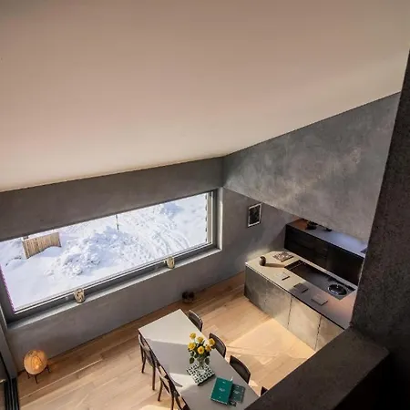 Apartment Three-bedroom Luxury Up To 6 Guests- If You Want To Book, Please Contact On Wh-ats-app - 0034-635-520-036 !!!! *